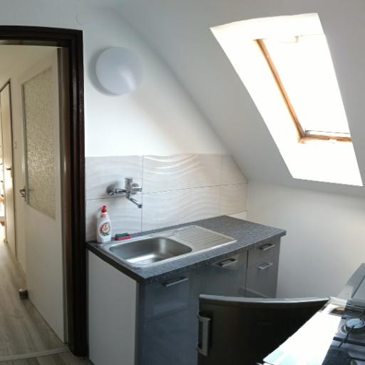 Erna pihenőház Balatonszabadi