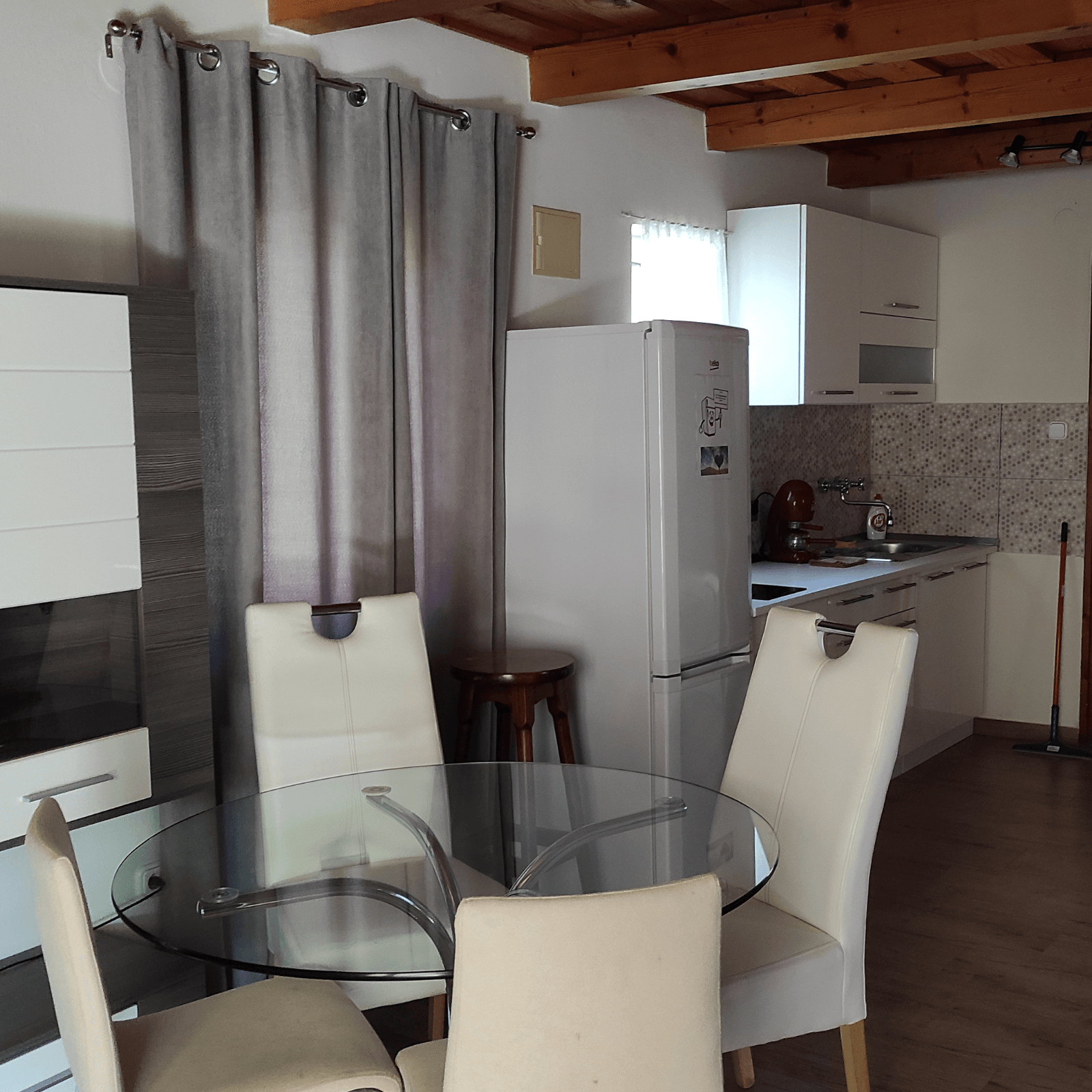 Erna Pihenőház Balatonszabadi